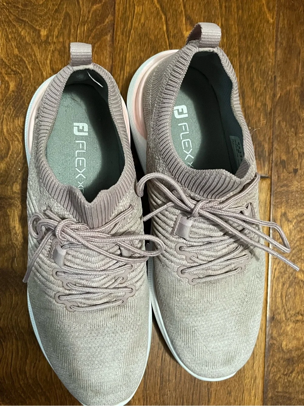 FootJoy Women's Golf Shoe in Dusty Pink and White